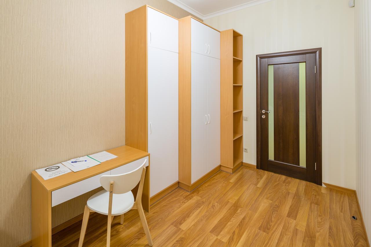 Apartment On Svobody Avenue 25 Liov Exterior foto