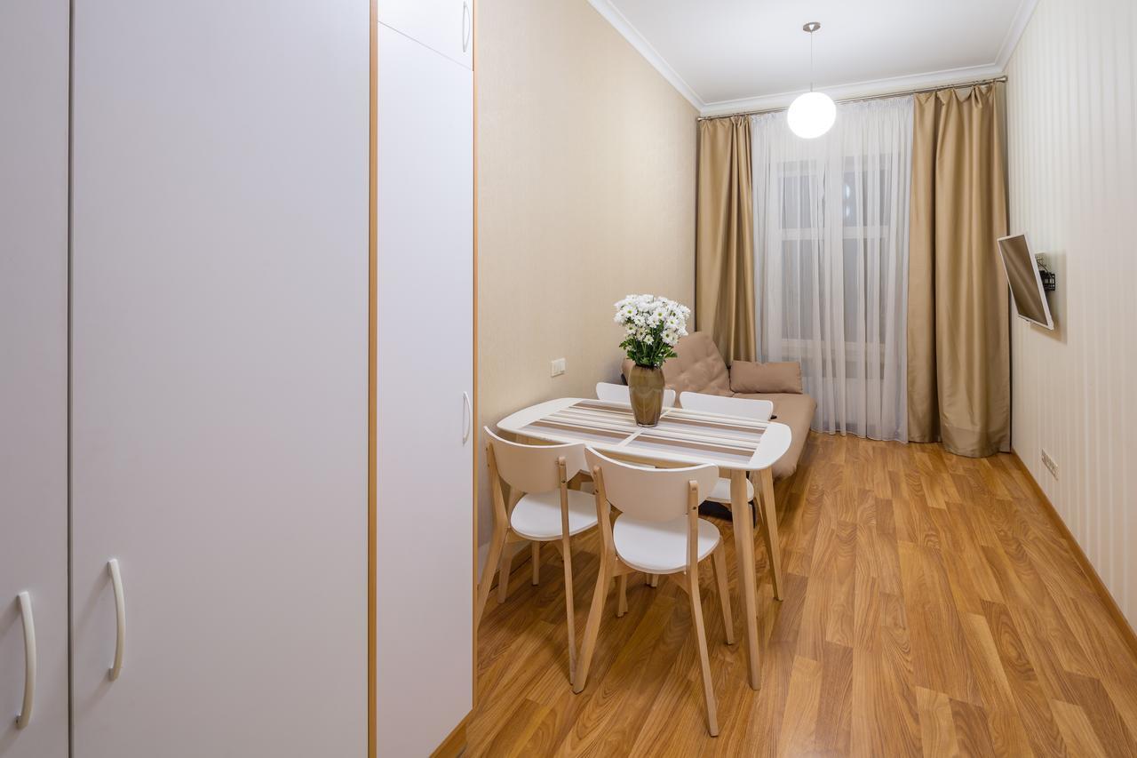 Apartment On Svobody Avenue 25 Liov Exterior foto